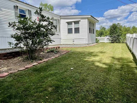 27 3rd Street Mont Vernon NH 03057