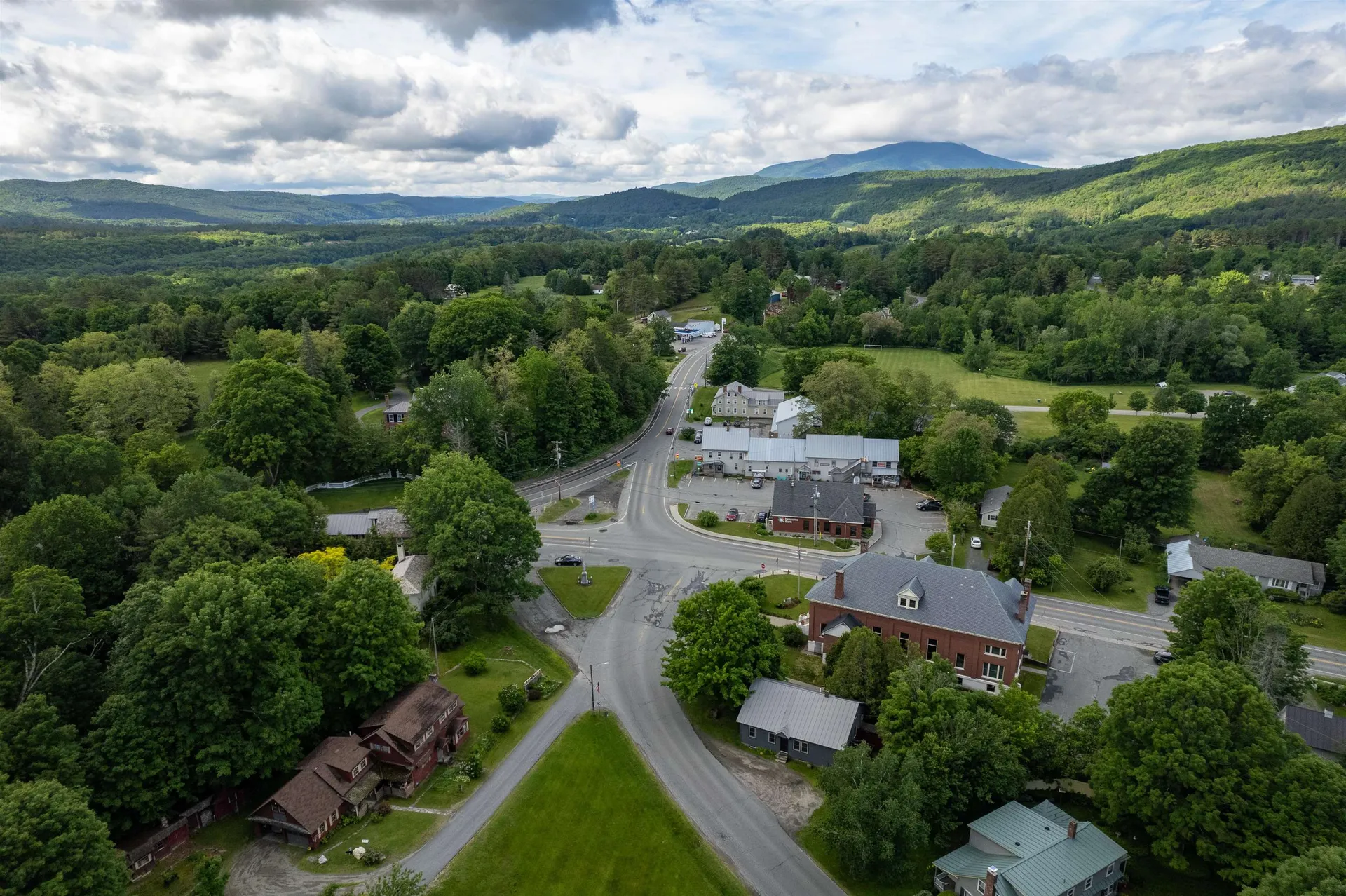 7 Quechee Road Hartland VT 05048-0349