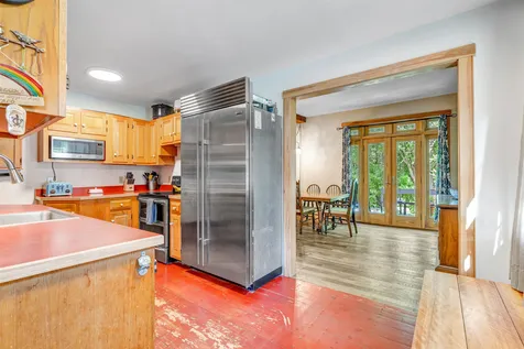 7 Quechee Road Hartland VT 05048-0349
