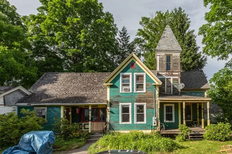24 Lenox Road Derry NH 03038