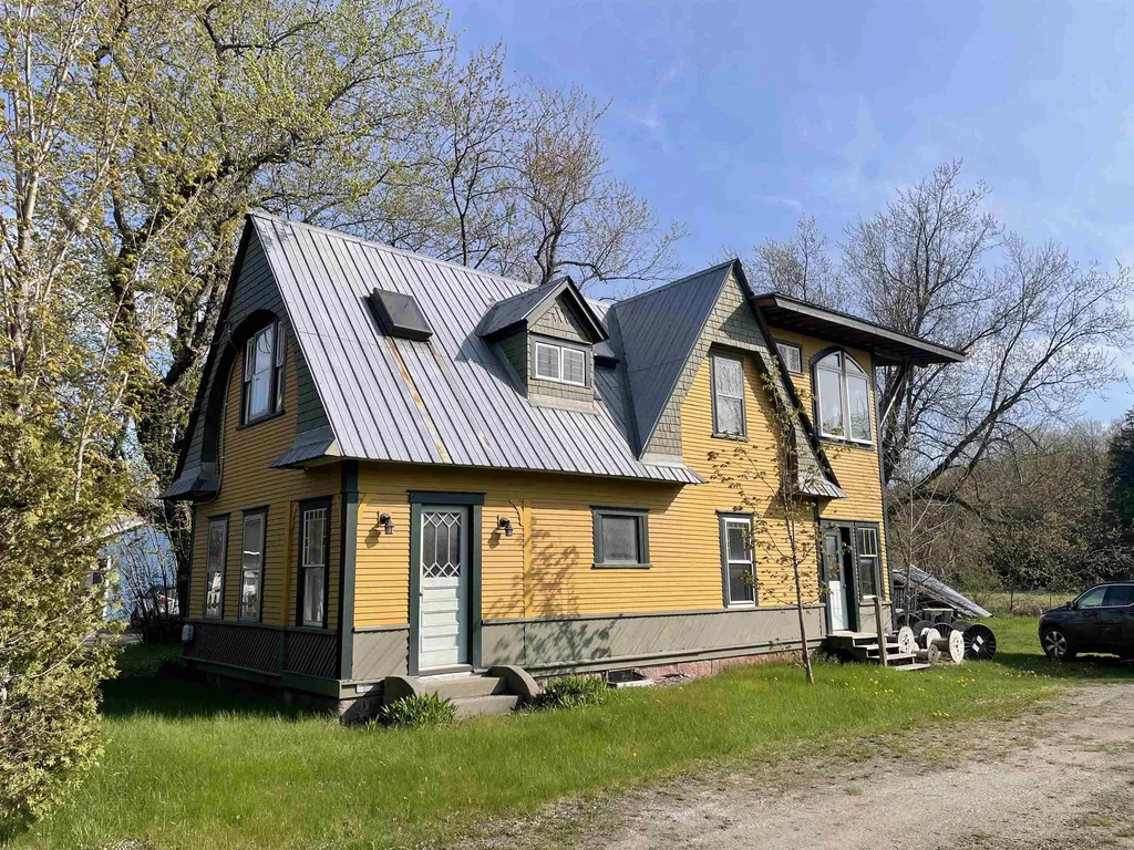 376 Wolcott Street Hardwick VT 05843
