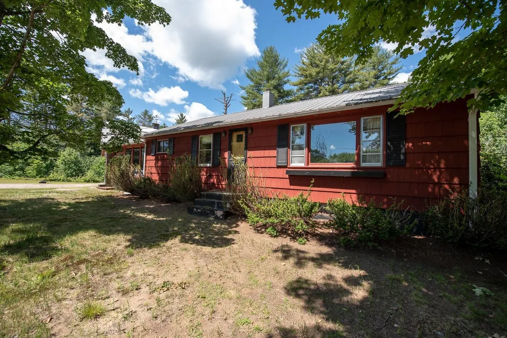 21 Shop Road Hill NH 03243