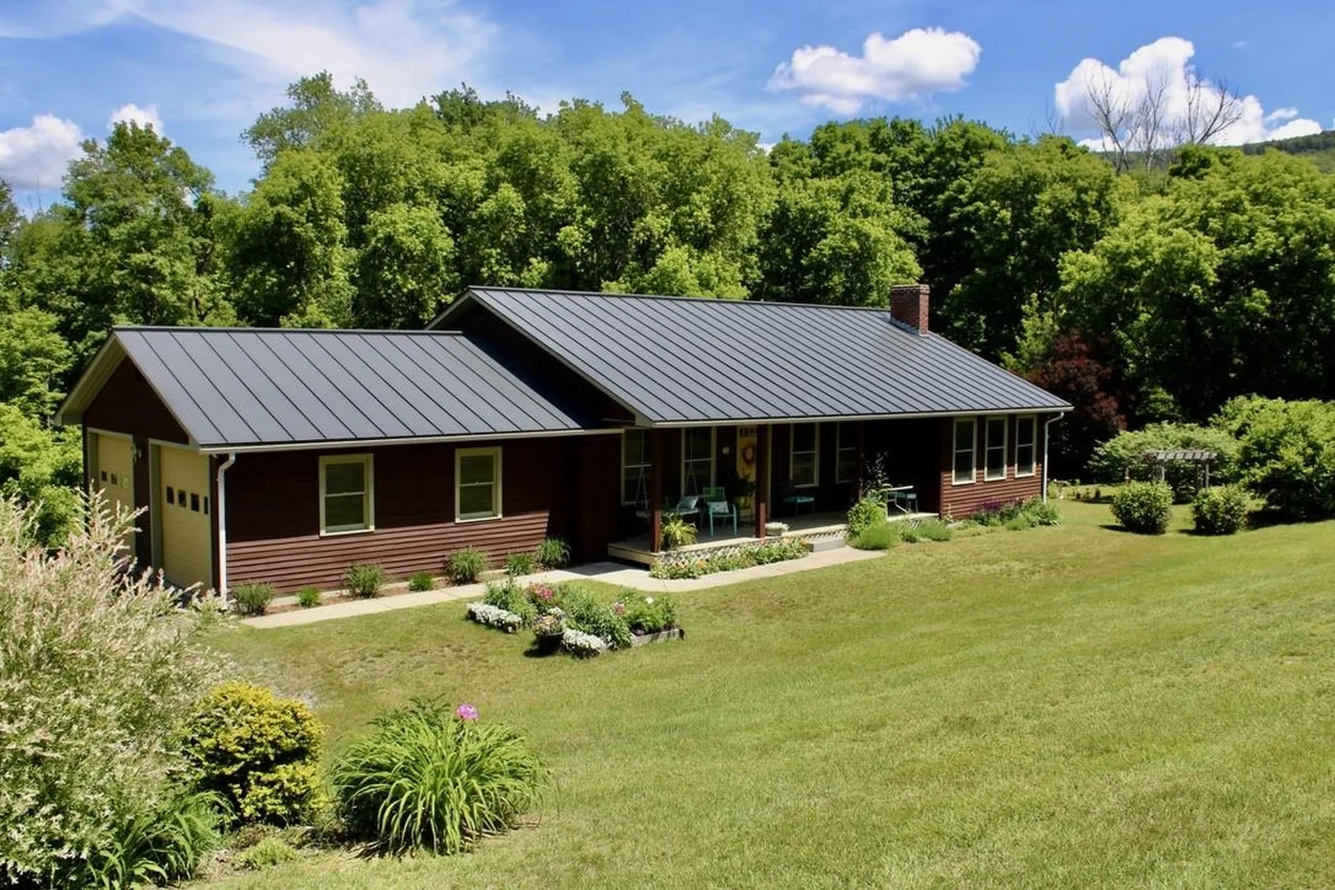 76 Pine Street Bristol VT 05443