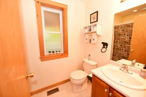 6 Oak Ridge Road Madison NH 03849