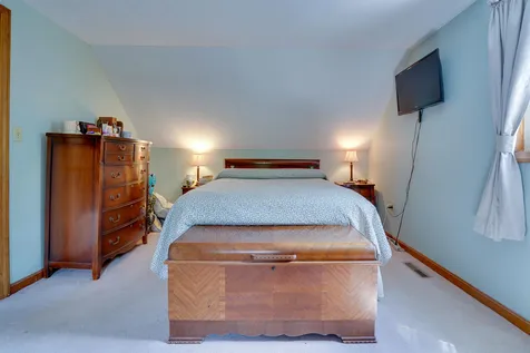 4 Apple Tree Street Bristol NH 03222