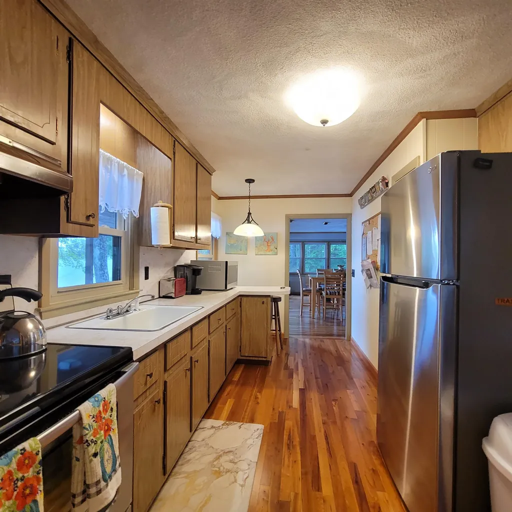 36 Woodlands Road Alton NH 03810