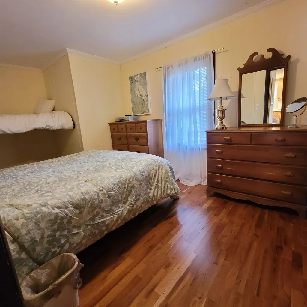 36 Woodlands Road Alton NH 03810