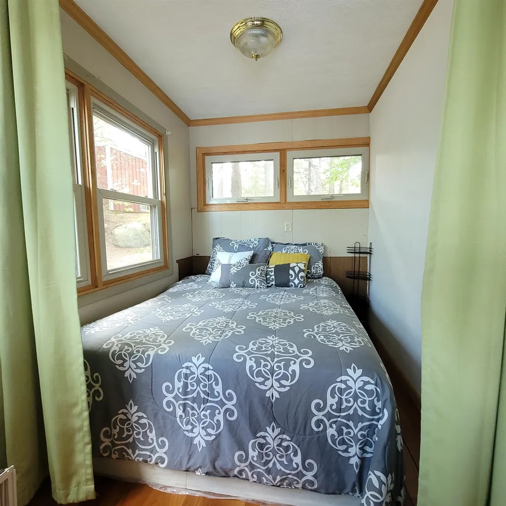 36 Woodlands Road Alton NH 03810