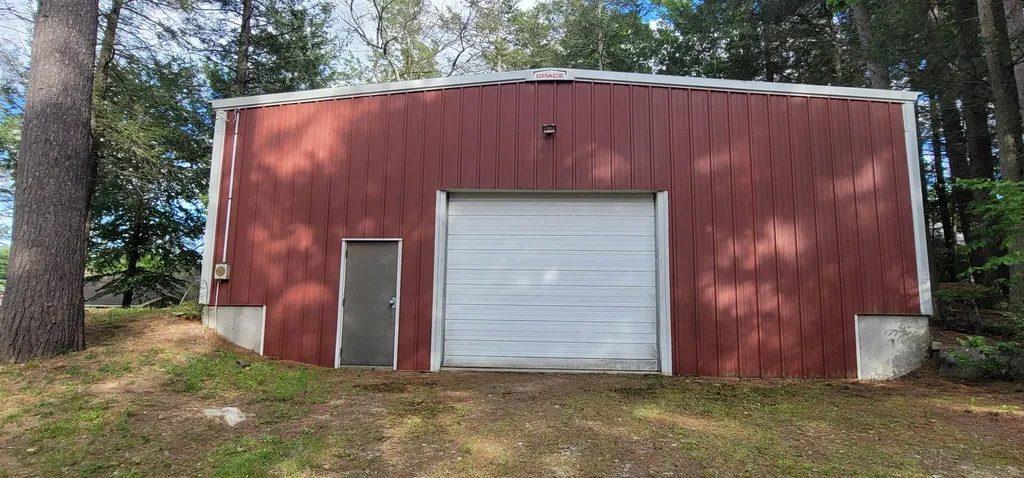 36 Woodlands Road Alton NH 03810