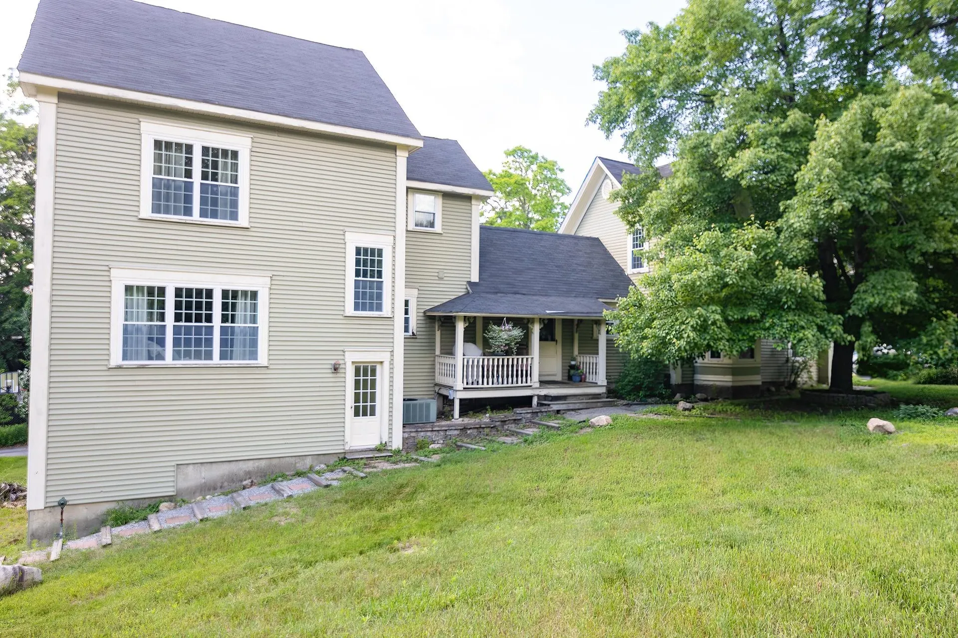 54 Center Street Goffstown NH 03045