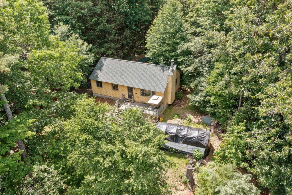 5 Tartan Court Danville NH 03819