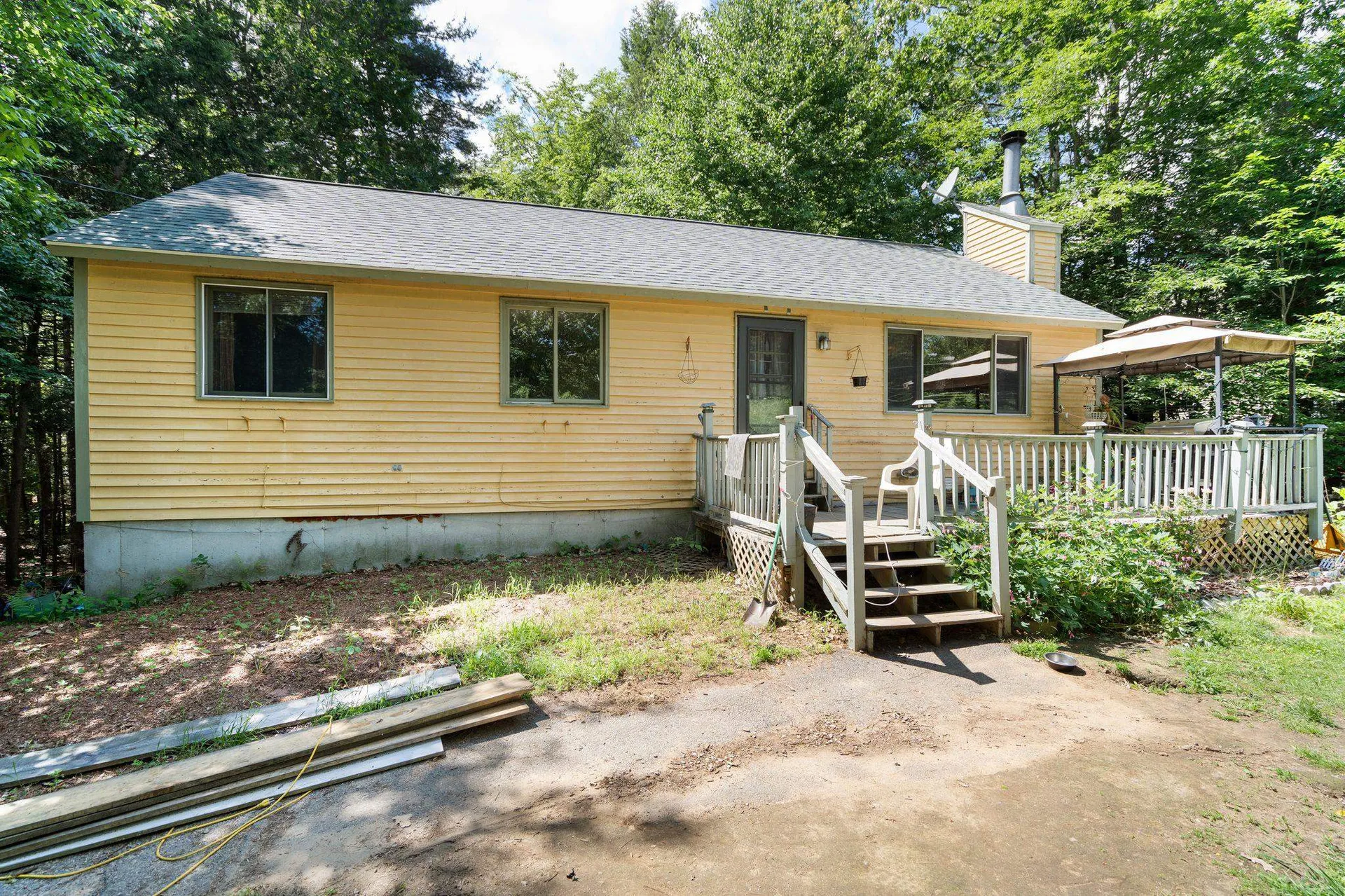 5 Tartan Court Danville NH 03819