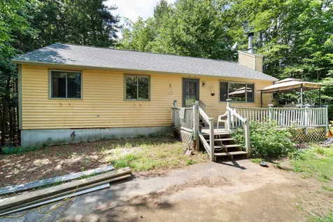 5 Tartan Court Danville NH 03819
