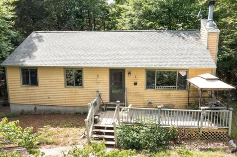 5 Tartan Court Danville NH 03819