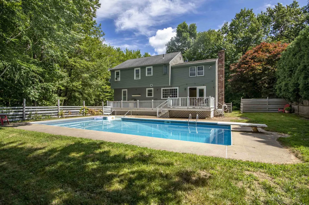110 Warner Hill Road Derry NH 03038