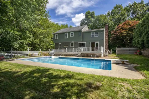 110 Warner Hill Road Derry NH 03038
