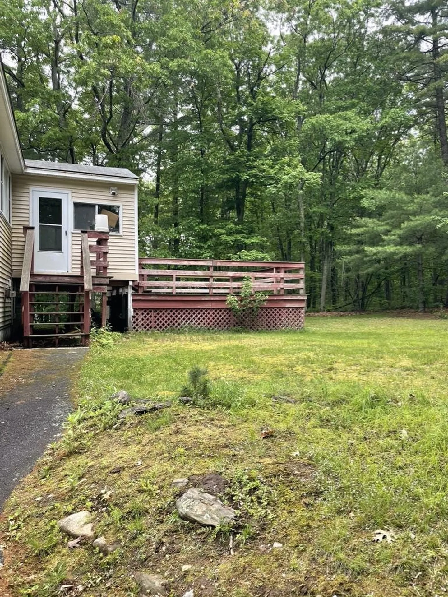 48 Brady Avenue Derry NH 03038