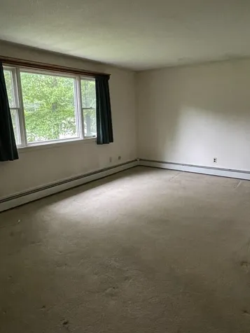 48 Brady Avenue Derry NH 03038