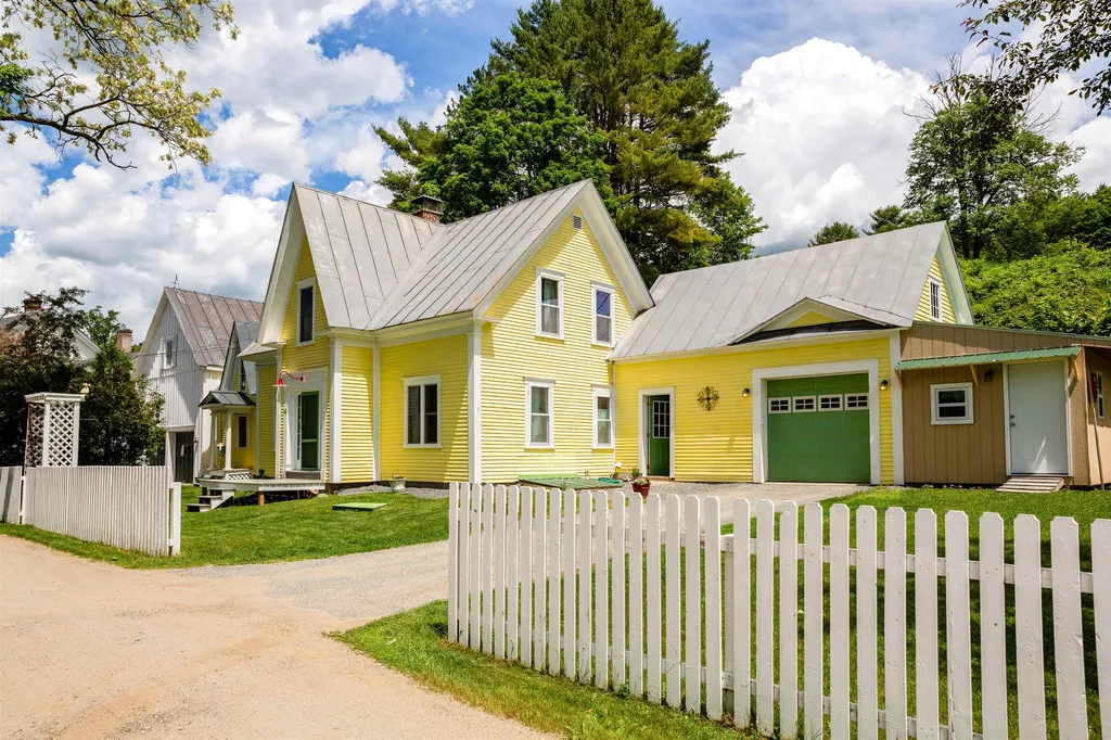 23 Short Street Corinth VT 05040