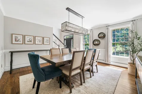 44 Mcintosh Lane Chester NH 03036