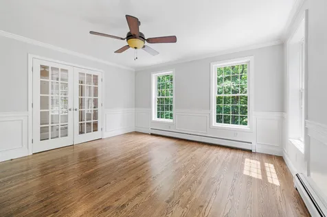 44 Mcintosh Lane Chester NH 03036