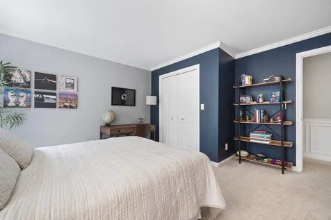 44 Mcintosh Lane Chester NH 03036