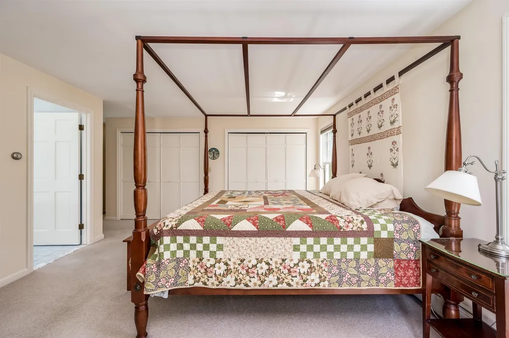 23 Surrey Lane Durham NH 03824