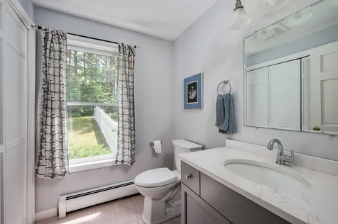 23 Surrey Lane Durham NH 03824