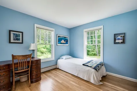 23 Surrey Lane Durham NH 03824