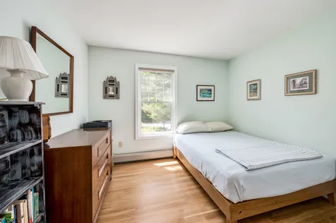 23 Surrey Lane Durham NH 03824