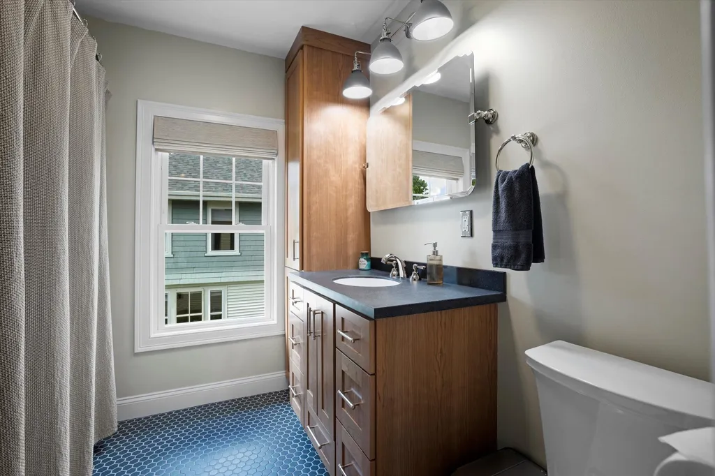 4 Towle Avenue Dover NH 03820