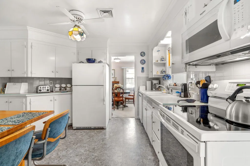 459 Wallis Road Rye NH 03870
