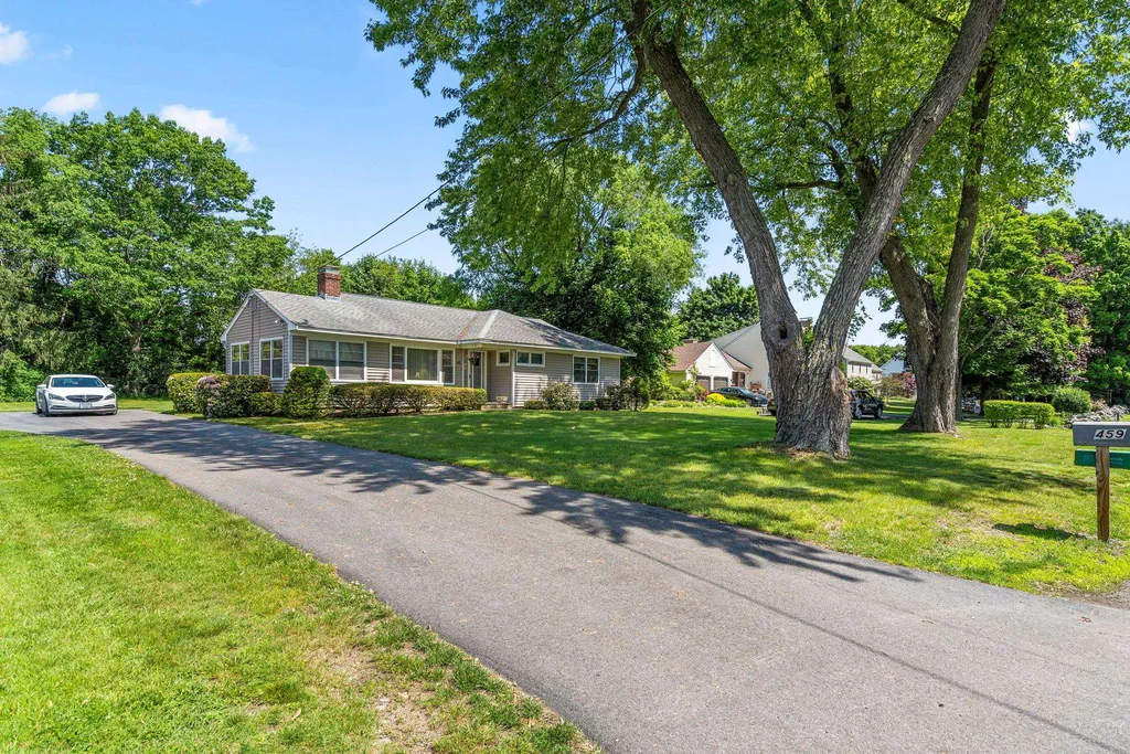 459 Wallis Road Rye NH 03870