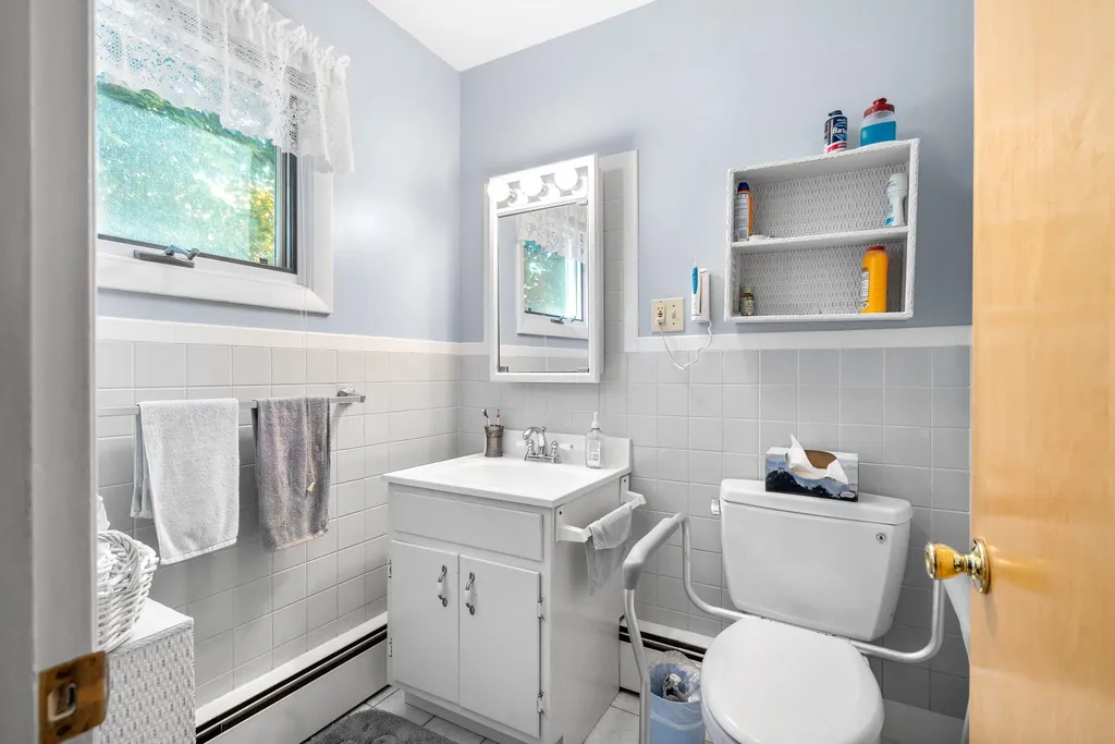459 Wallis Road Rye NH 03870