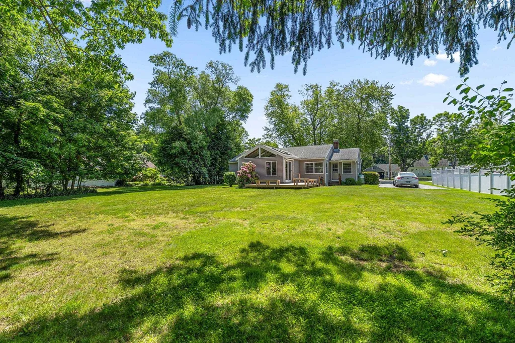 459 Wallis Road Rye NH 03870