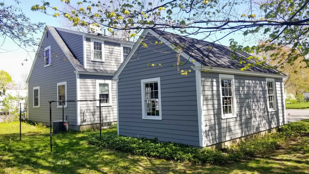 12 Yale Street Concord NH 03301