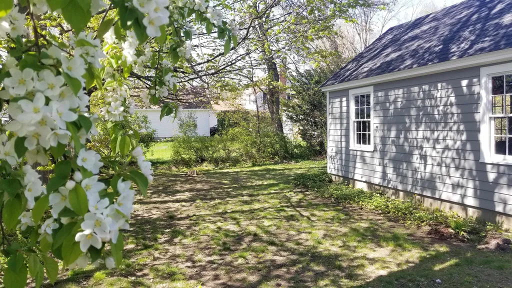 12 Yale Street Concord NH 03301