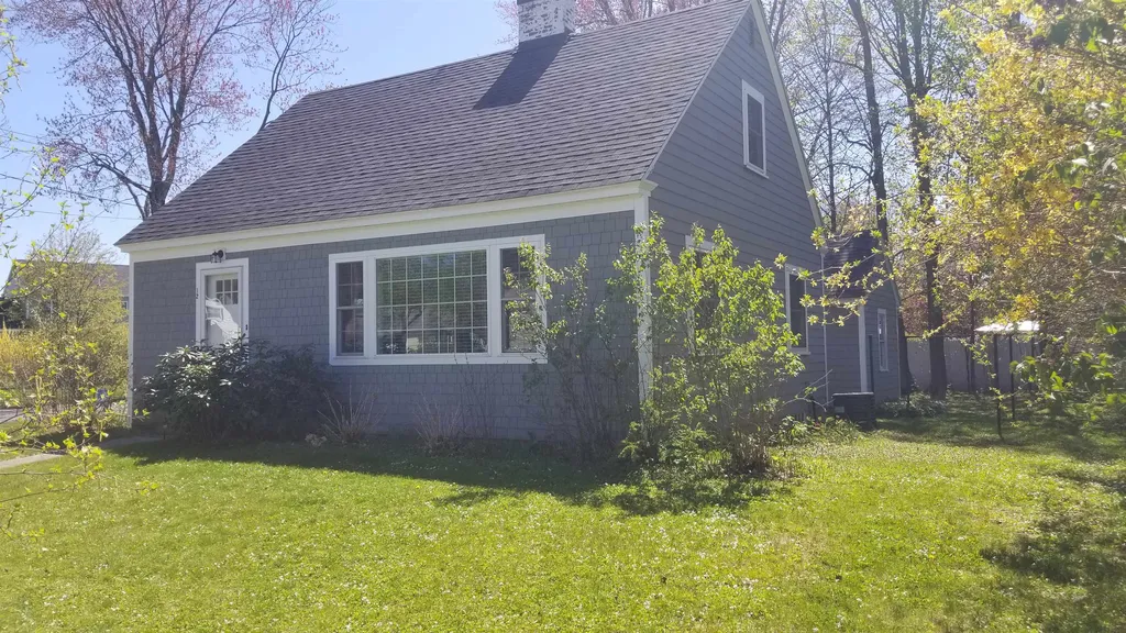 12 Yale Street Concord NH 03301