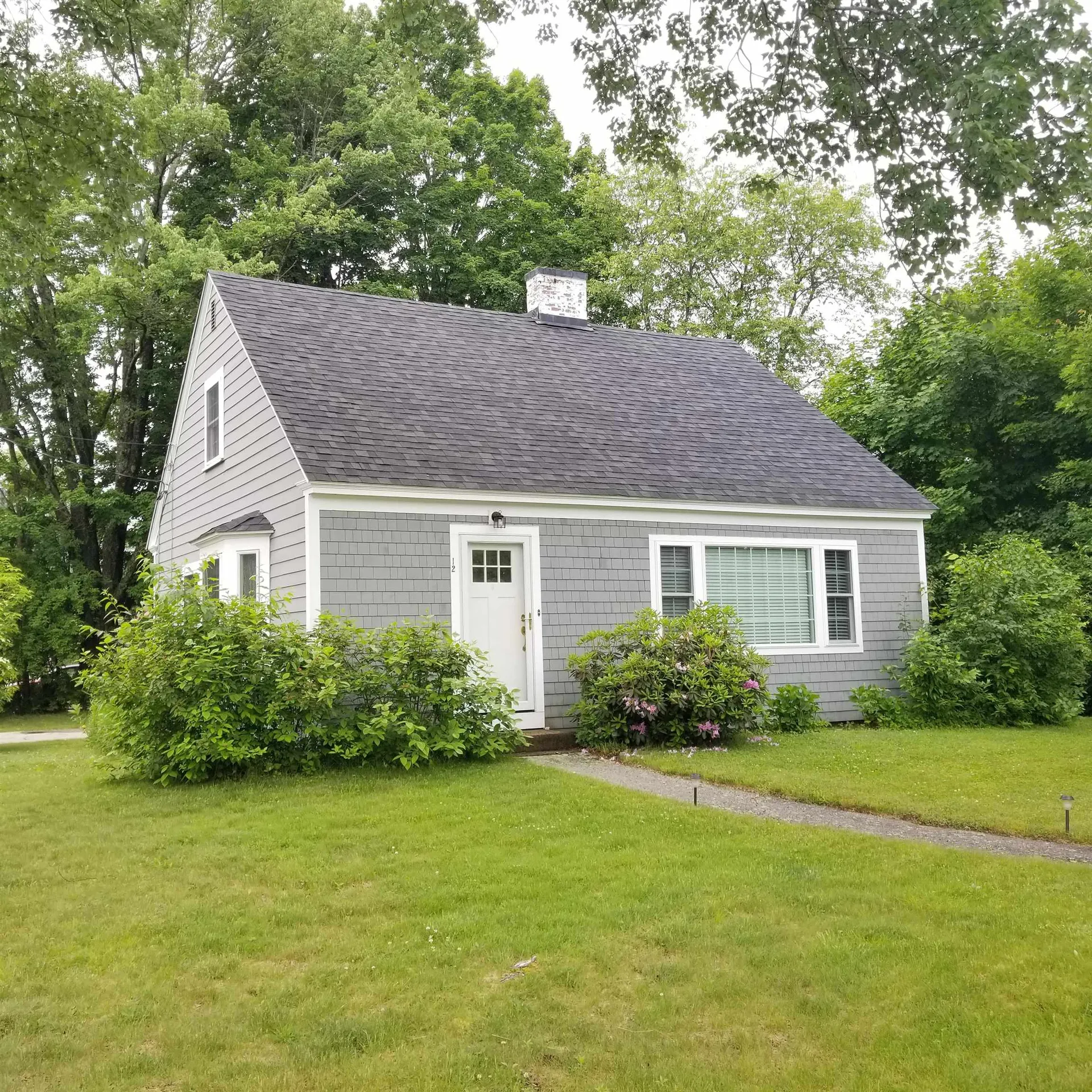 12 Yale Street Concord NH 03301