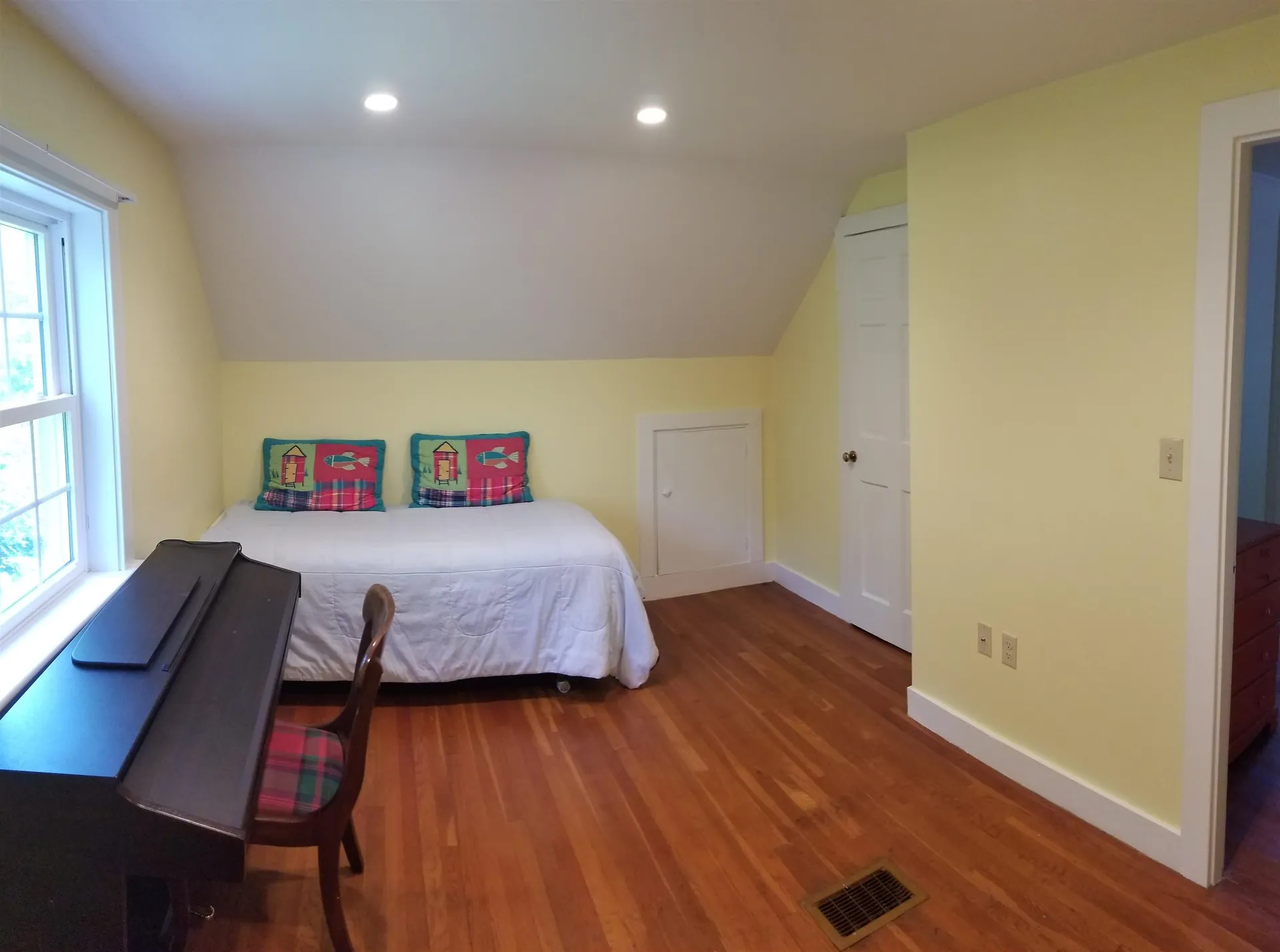 12 Yale Street Concord NH 03301