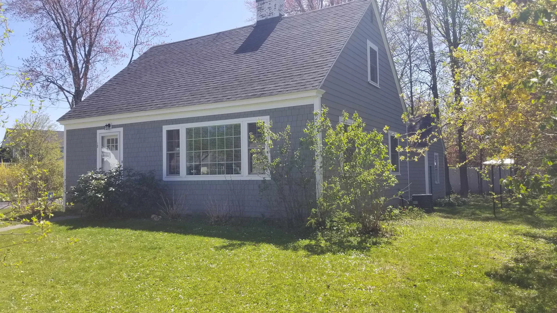 12 Yale Street Concord NH 03301