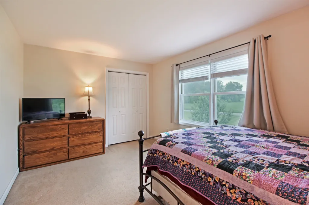 148 E Shore S Grand Isle VT 05458