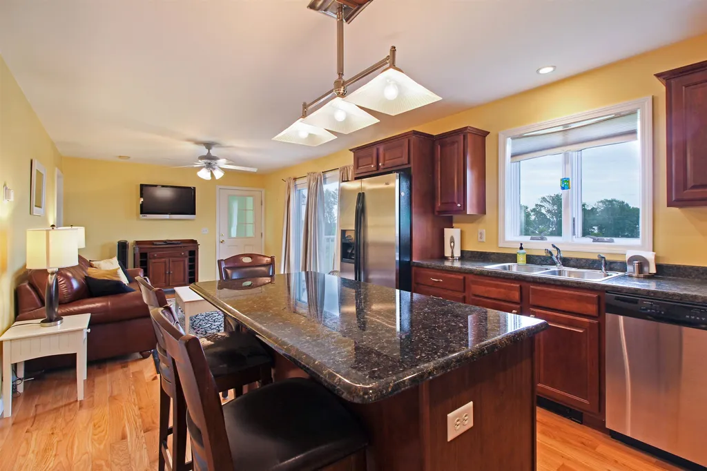 148 E Shore S Grand Isle VT 05458