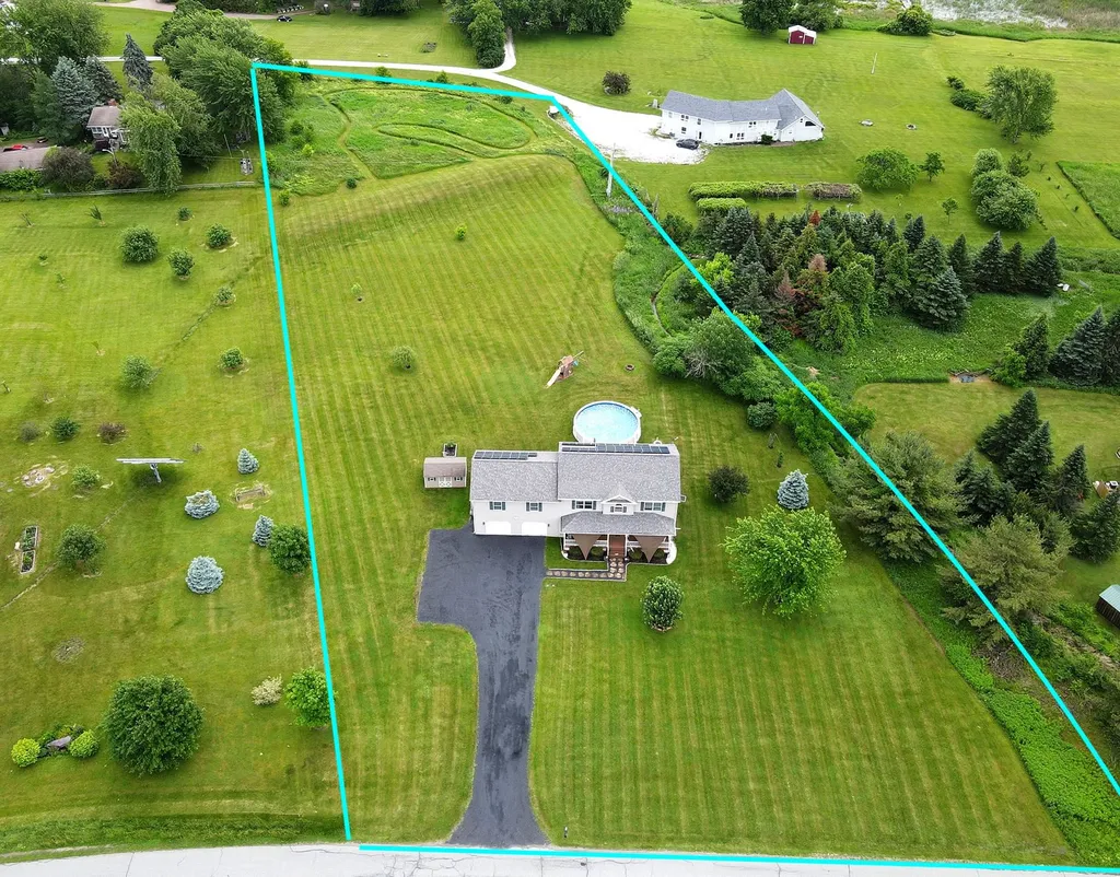 148 E Shore S Grand Isle VT 05458