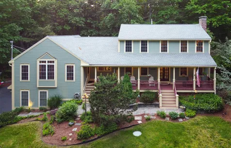 42 Meetinghouse Road Windham NH 03087