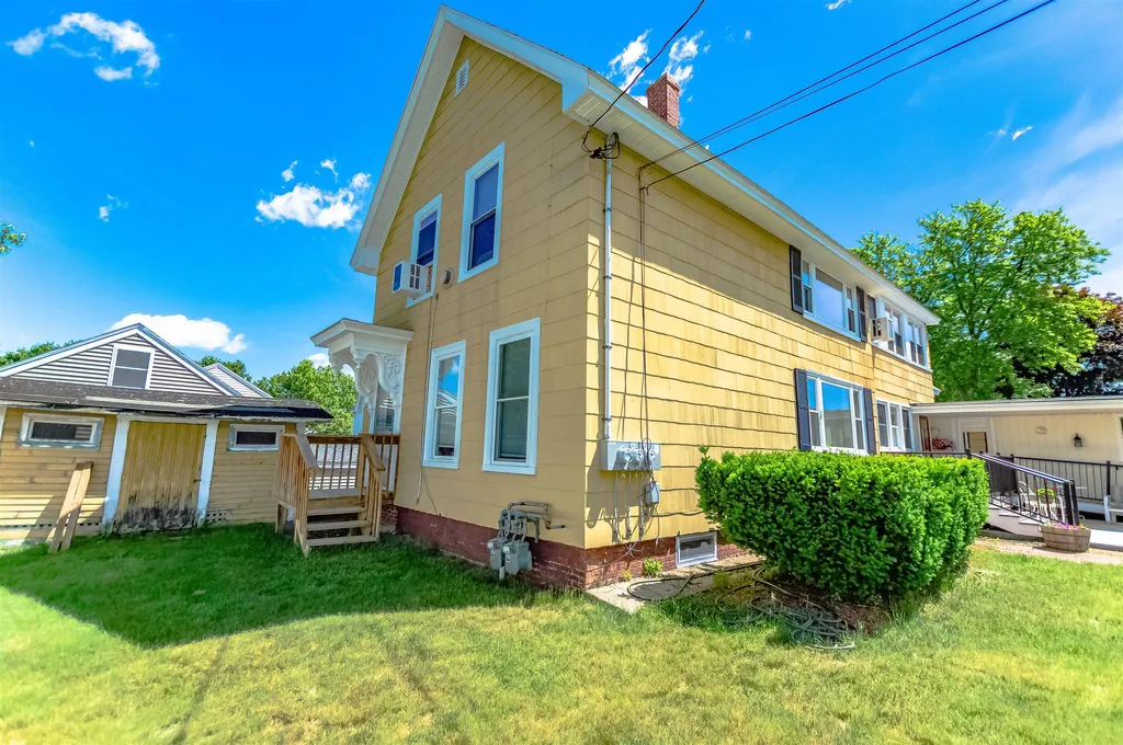 818 Howe Street Manchester NH 03103