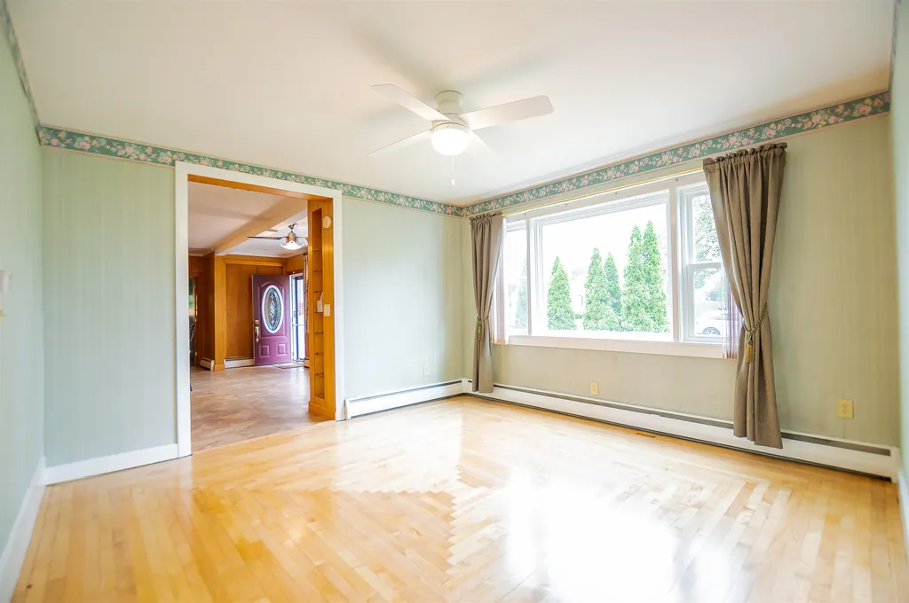 818 Howe Street Manchester NH 03103