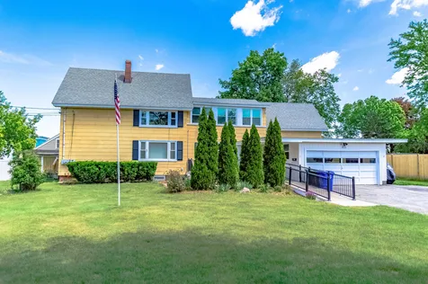 818 Howe Street Manchester NH 03103