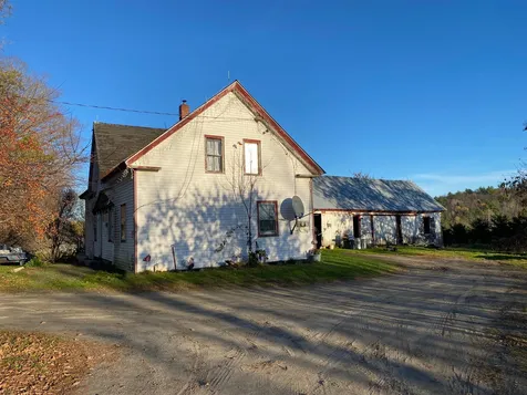 1471 Hale Road Waterford VT 05819