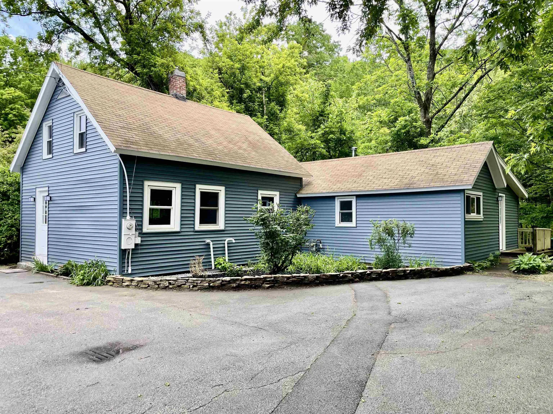 20 Merrimack Street Hooksett NH 03106